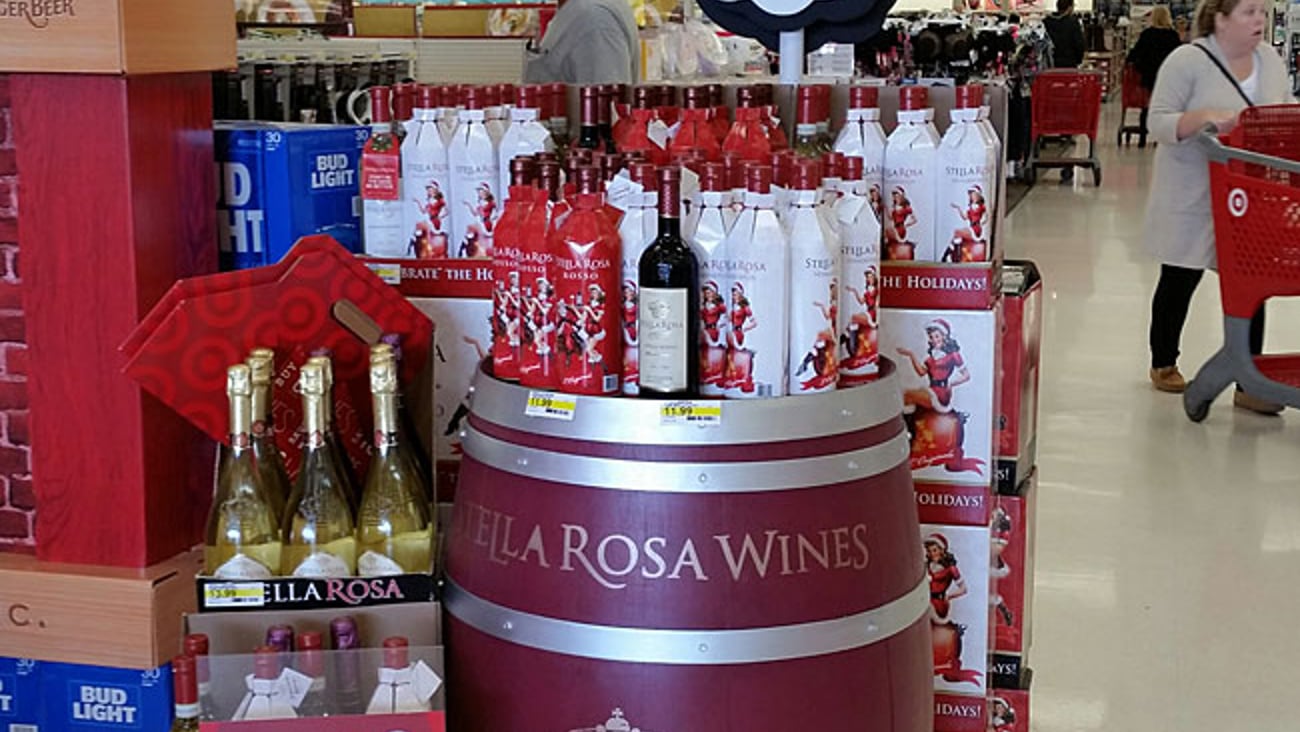 Stella Rosa Barrel Display