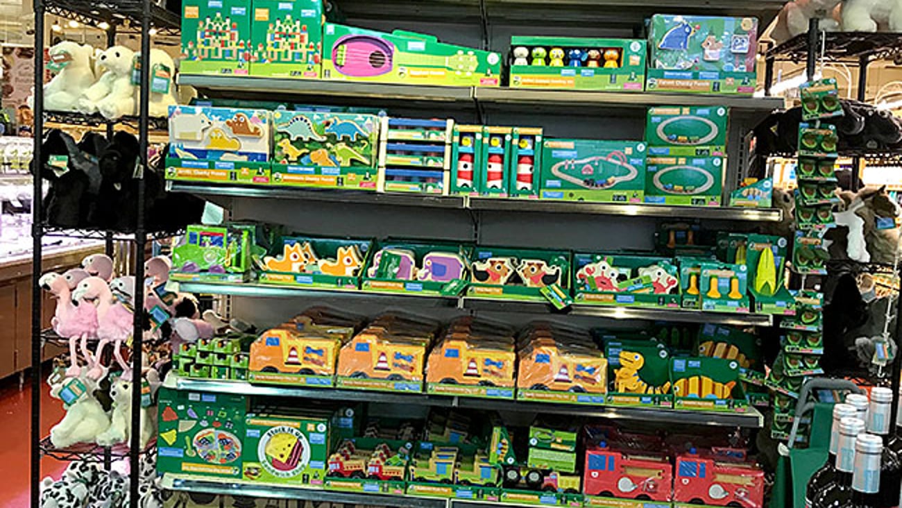 Whole Foods PBS Kids 'Great Gifts' Endcap