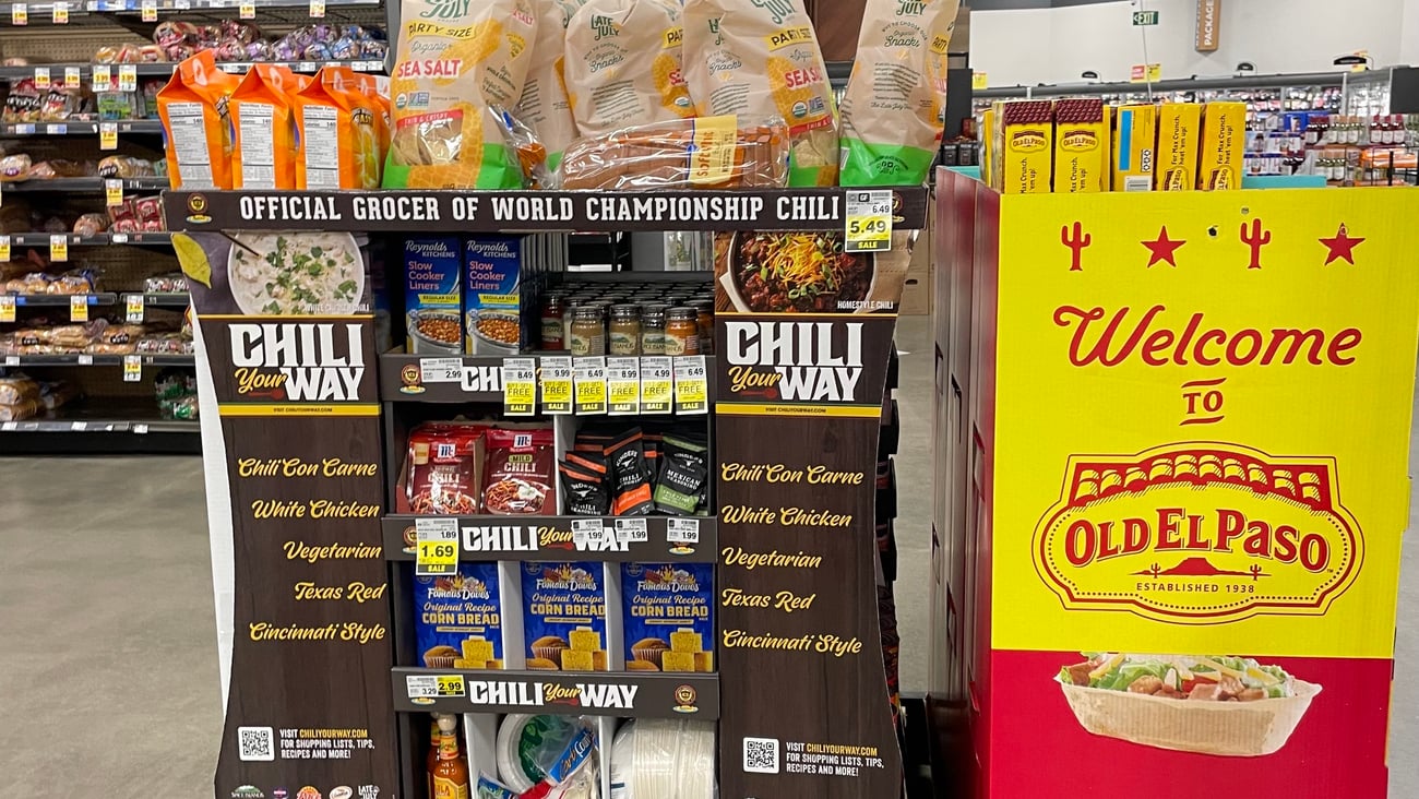 Kroger 'Chili Your Way' Pallet Display