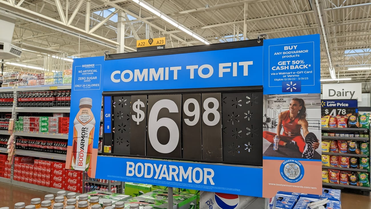 BodyArmor Walmart 'Commit to Fit' Pole Topper