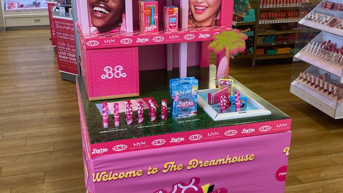 Barbie Endcap