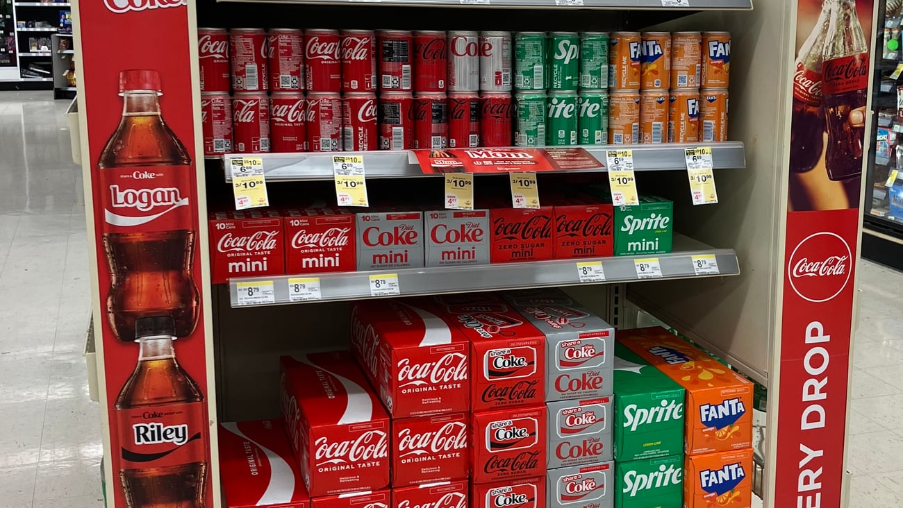 Walgreens 'Share a Coke' Endcap