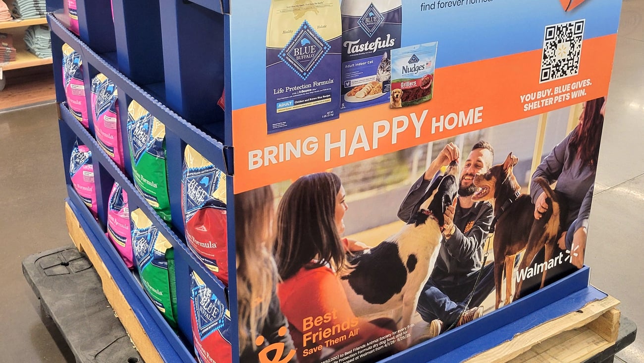 Walmart Blue Buffalo Pallet Display