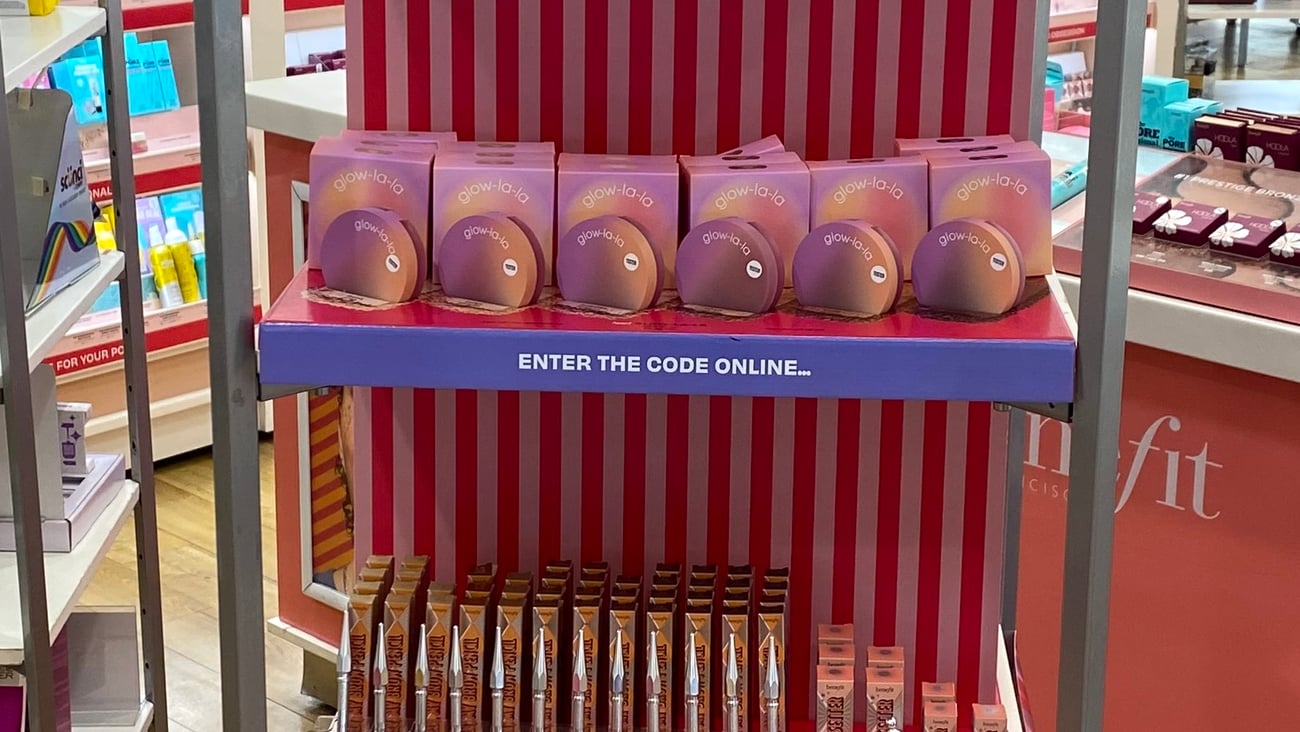 Benefit Cosmetics Ulta 'Pink Dream Giveaway' Display Fixture