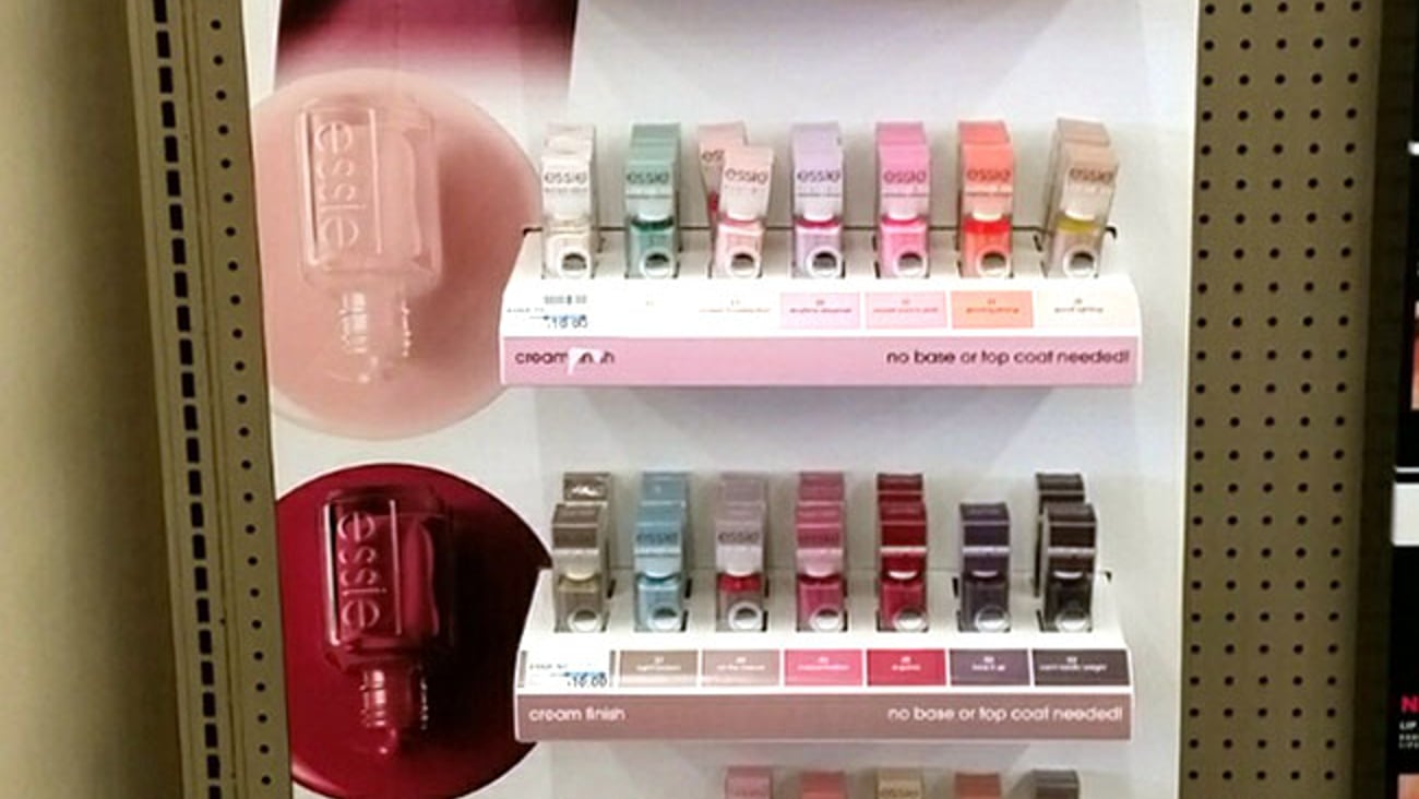 Essie 'Treat Love & Color' In-Line Display