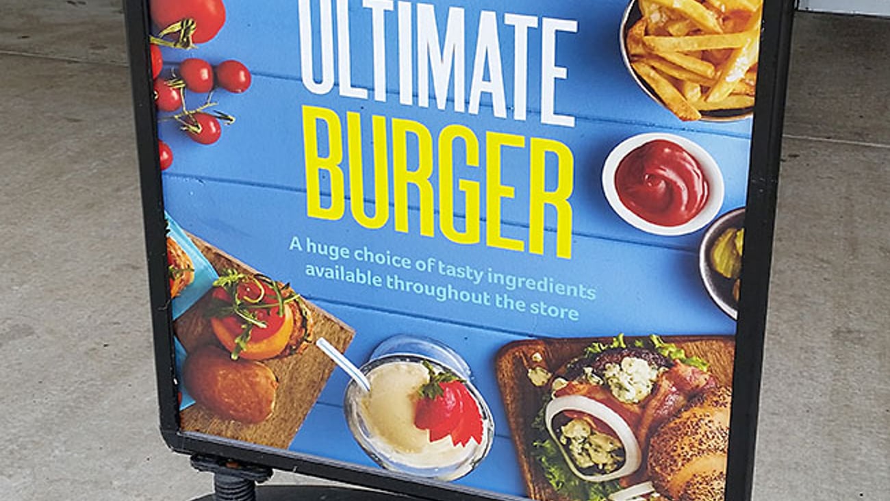 Winn-Dixie 'Build the Ultimate Burger' Stanchion Sign