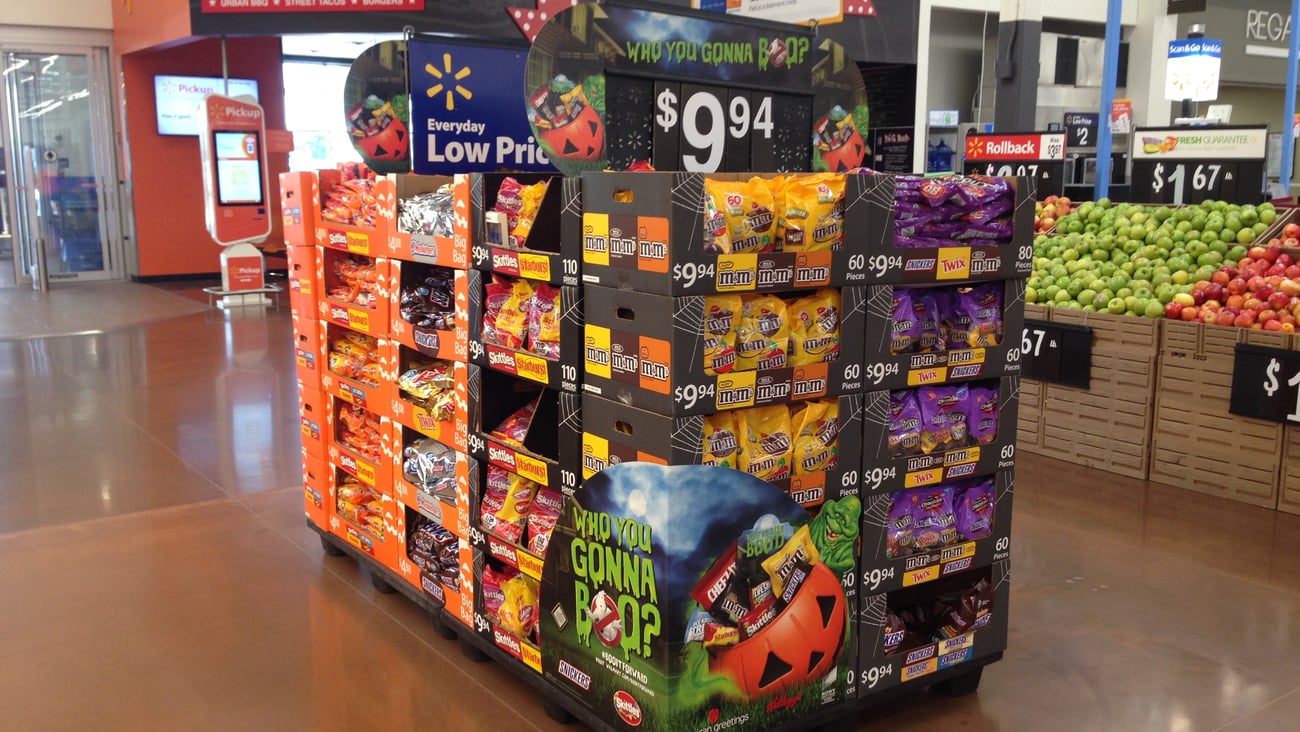 Mars Walmart 'Who You Gonna Boo' Pallet