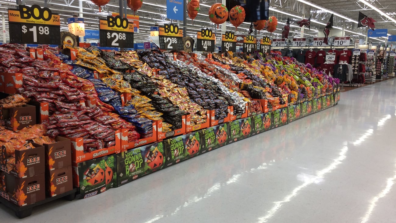 Walmart Mars 'Who You Gonna Boo' Cart Rail Display