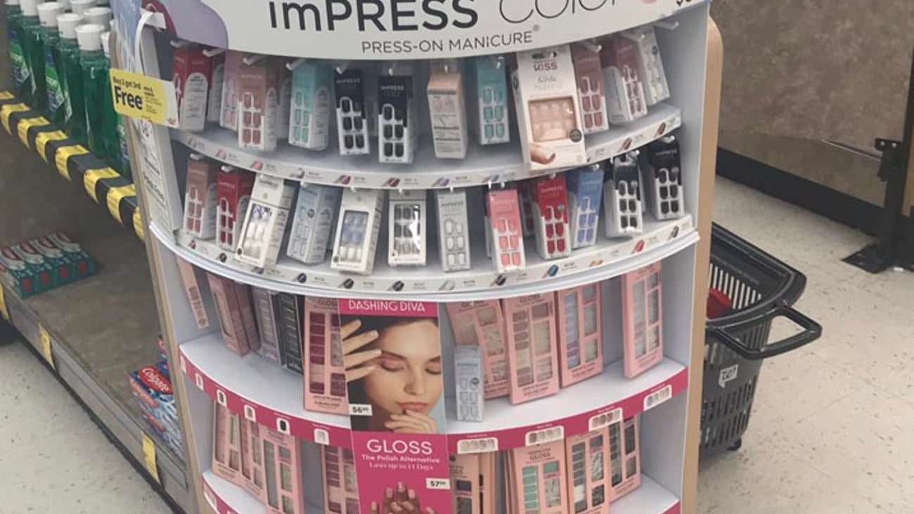 Walgreens Impress Color Curved Endcap