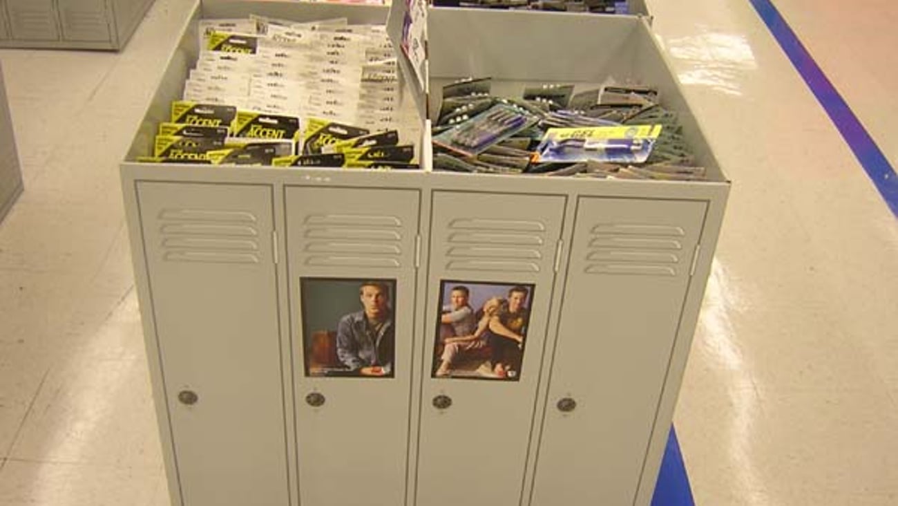 Kmart/WB Display Graphics