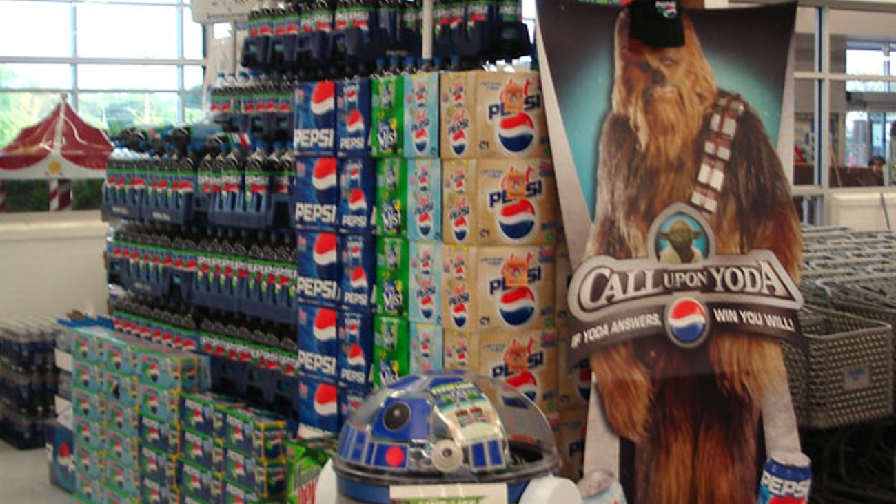 Wal-Mart Pepsi 'Star Wars' Lobby Display