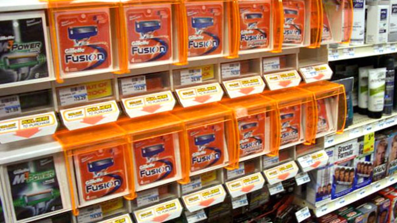 Gillette Fusion In-line Display