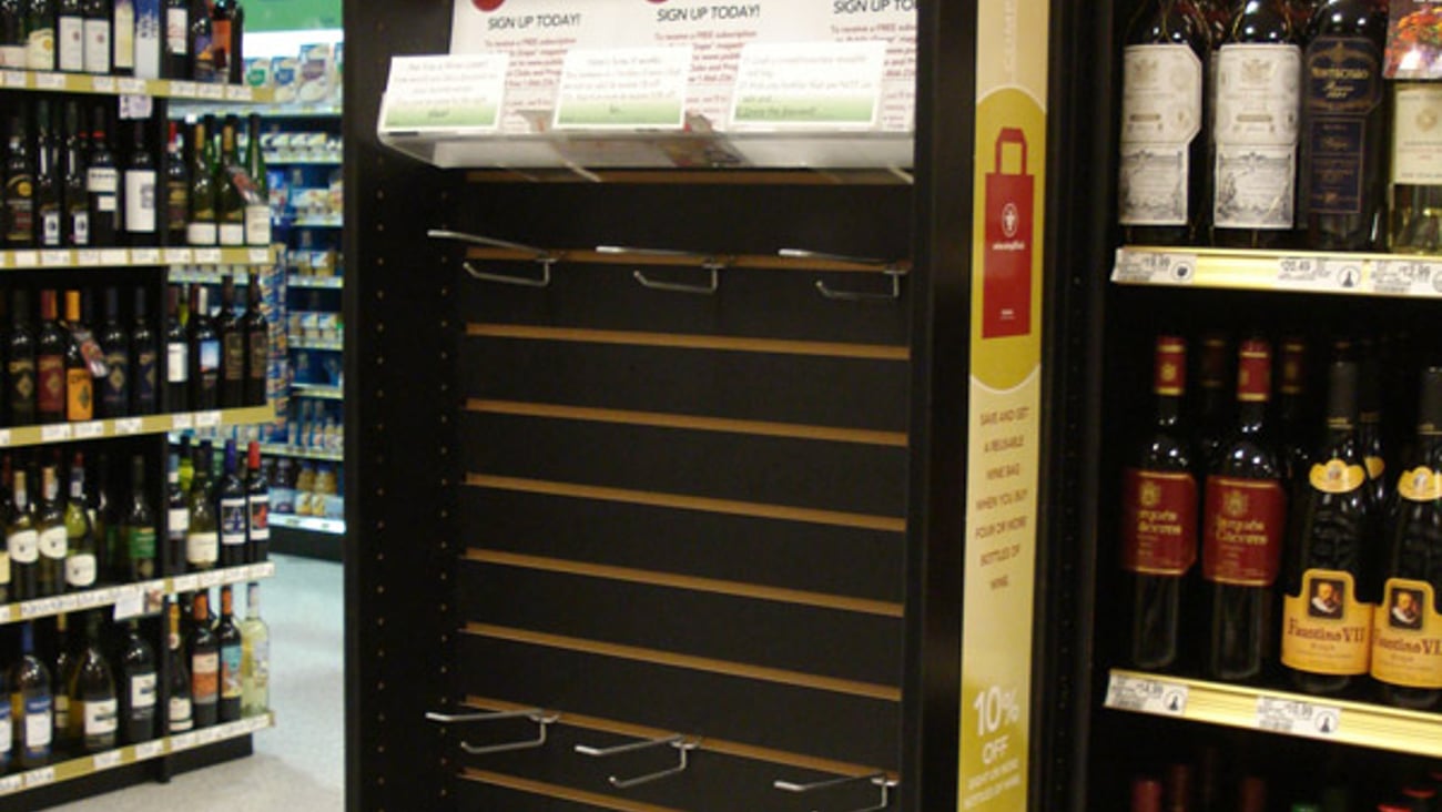 Publix Wine Accessories Power Wing
