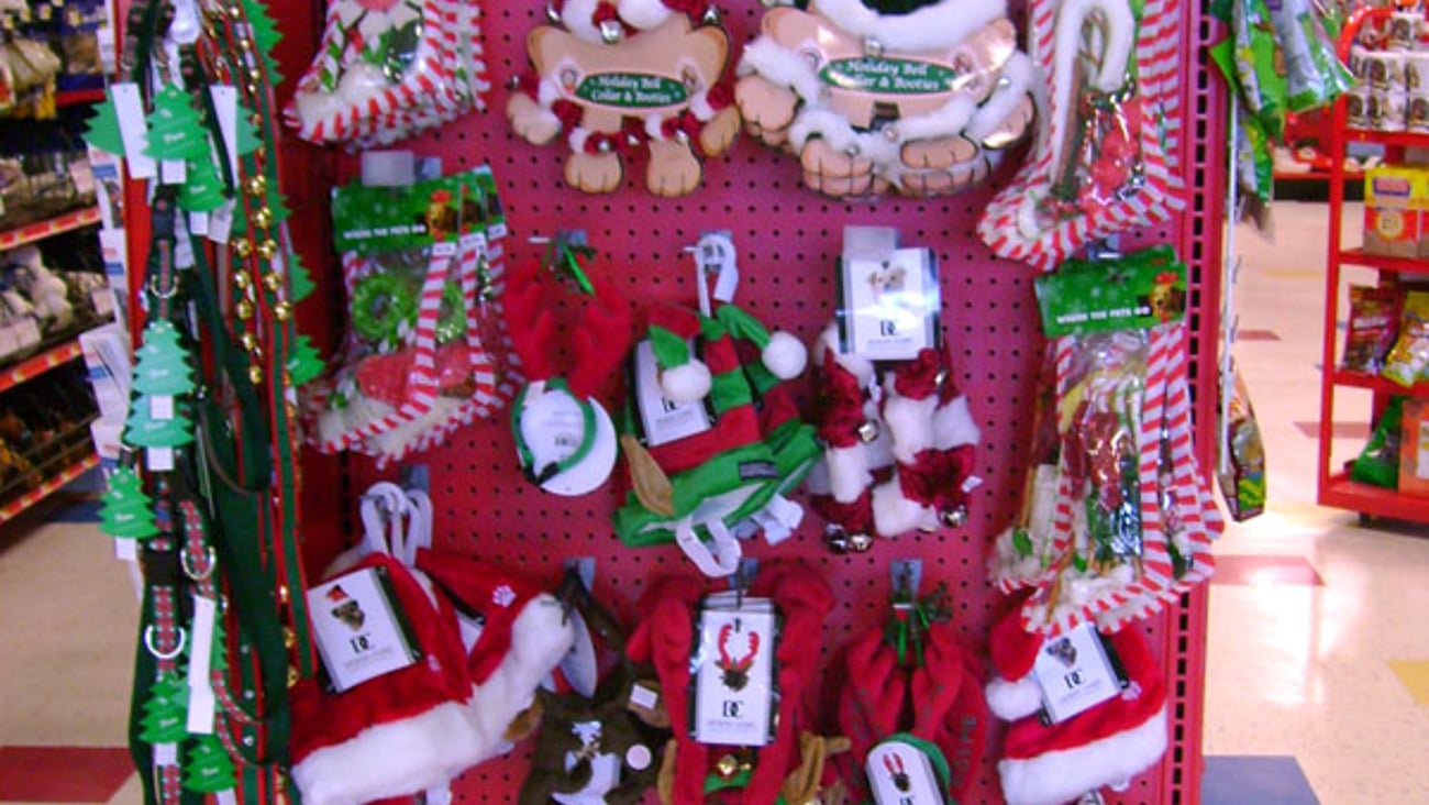 Petco Holiday Endcap