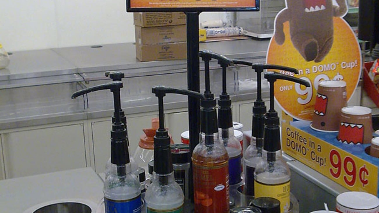 7-Eleven Domo Caddy Header