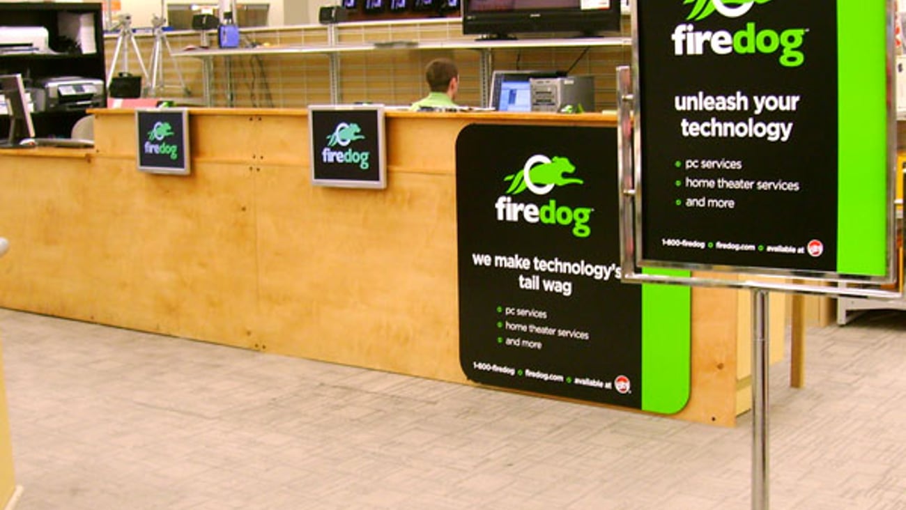 Circuit City Firedog Service Counter