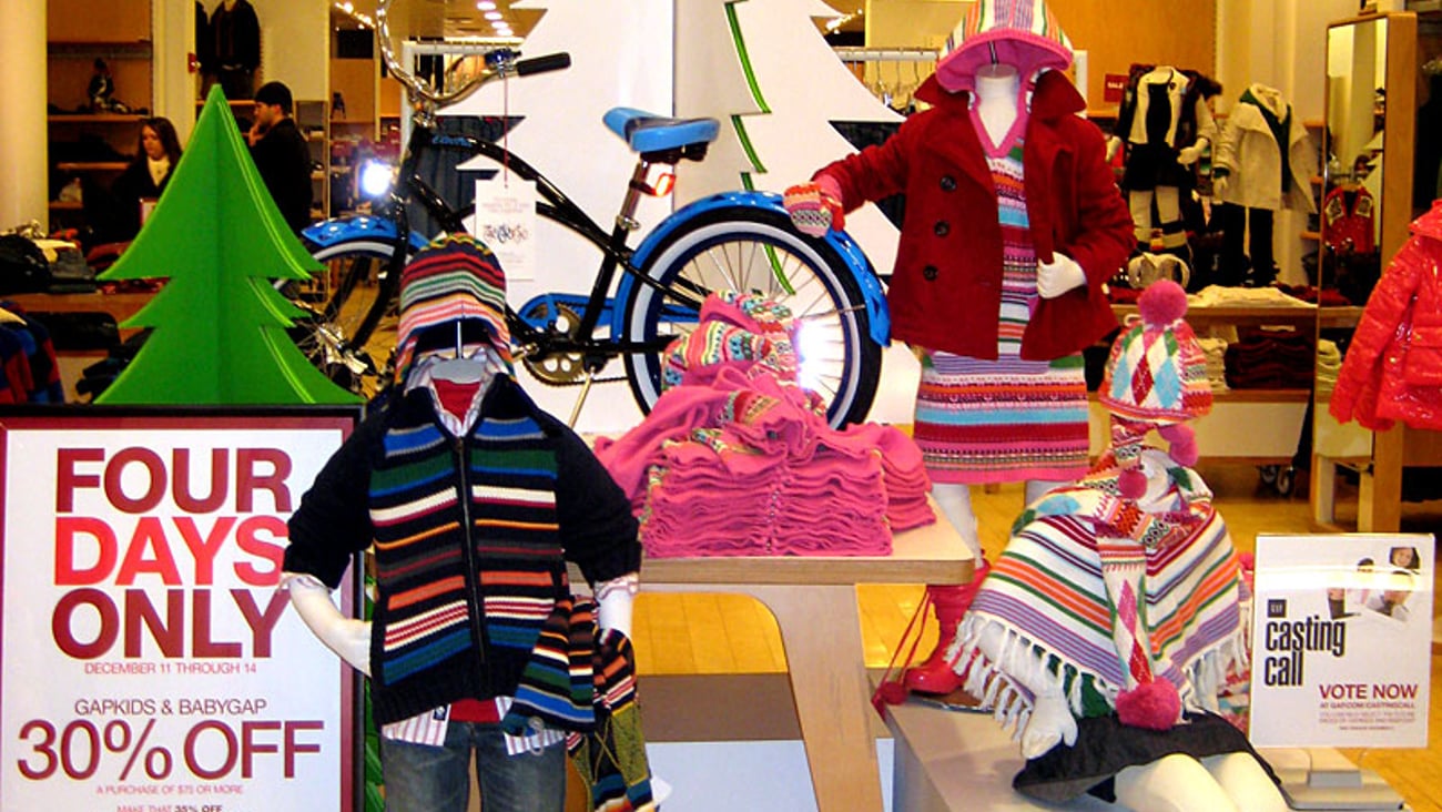 GapKids Holiday Display