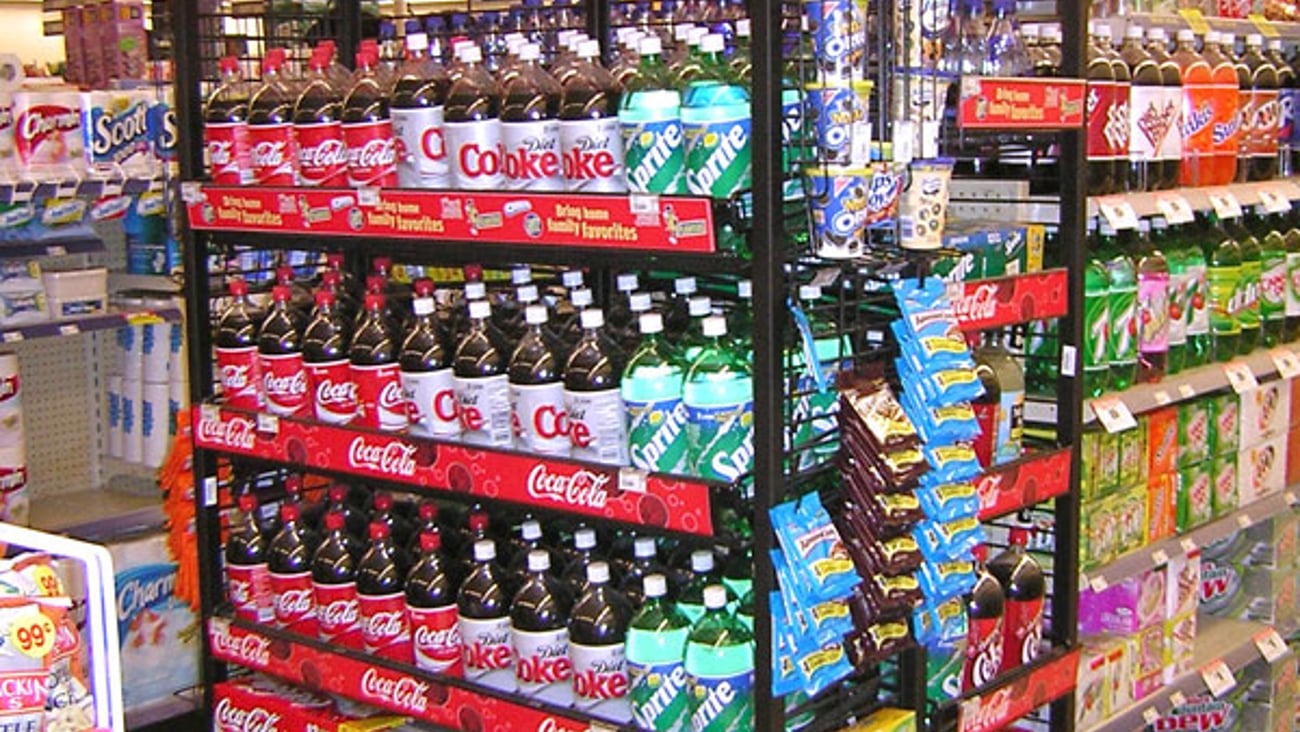 Coca-Cola/Kraft Cross-Merchandising Endcap