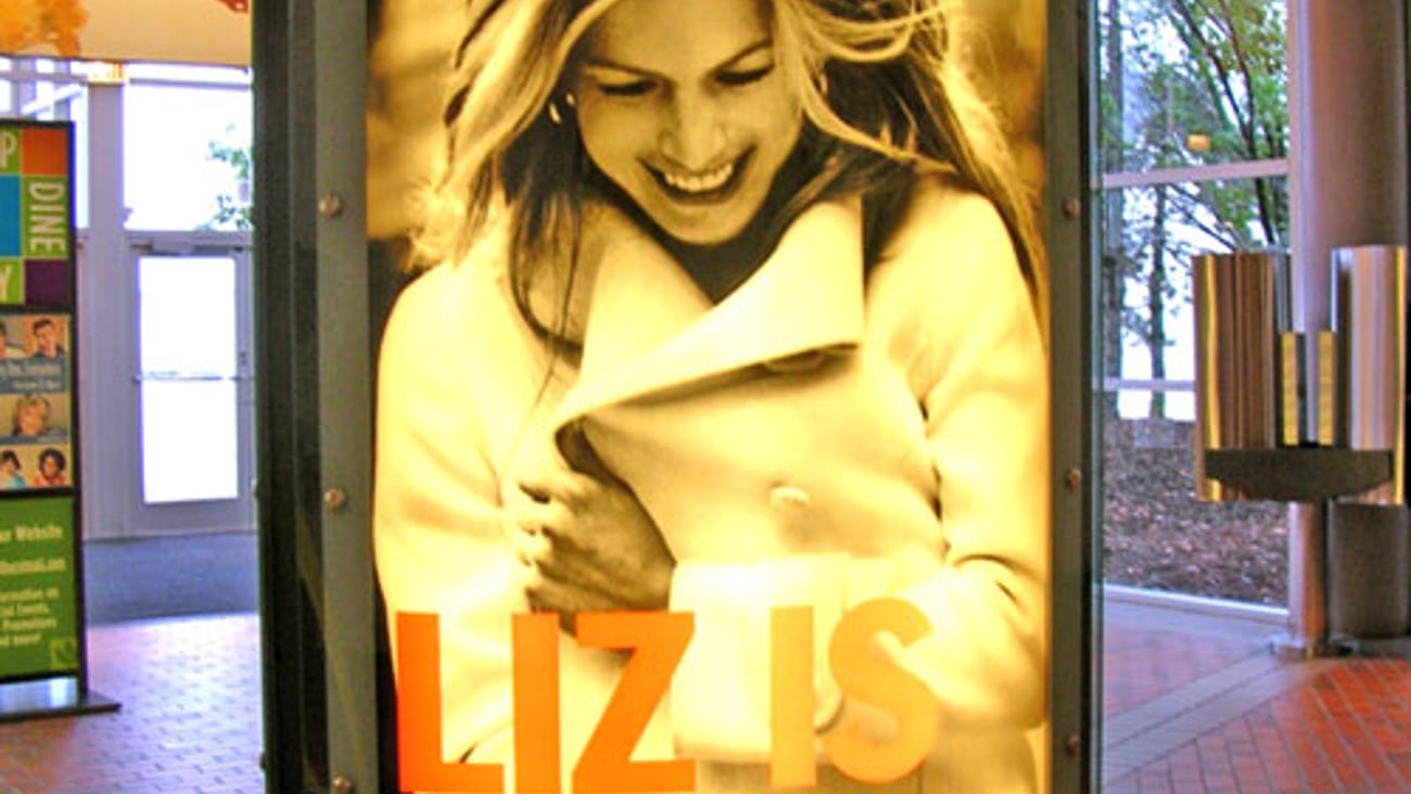 Audio 3-D Mall Display