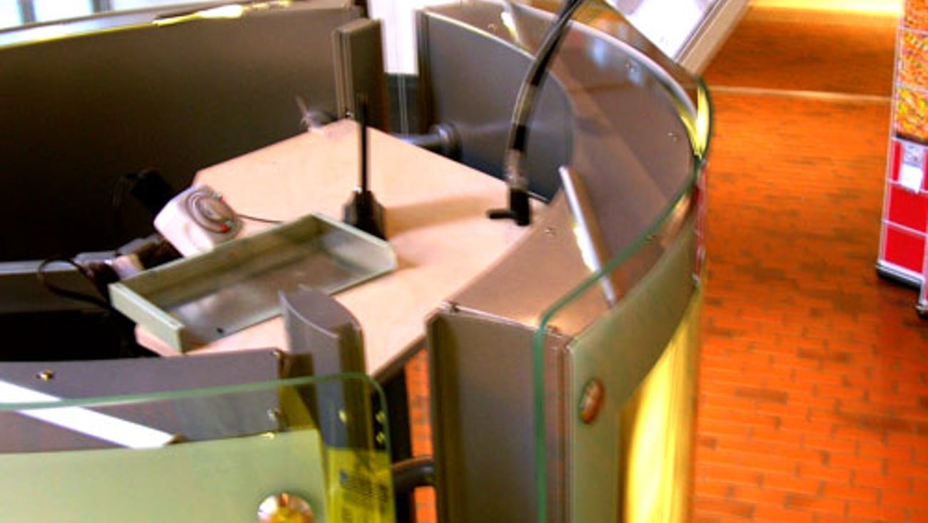 Audio 3-D Mall Display Equipment