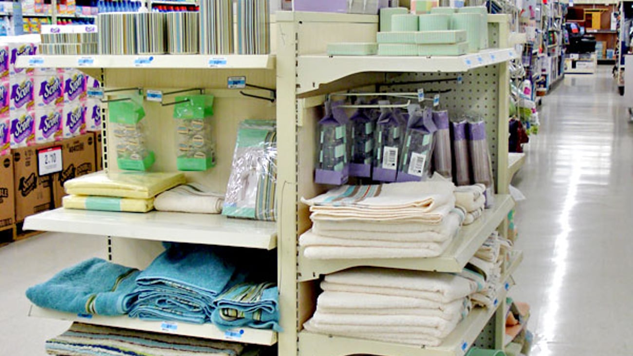 Martha Stewart Everyday Bath Display