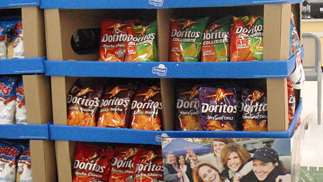 Frito-Lay Walmart 'Game Time' Pallet Display