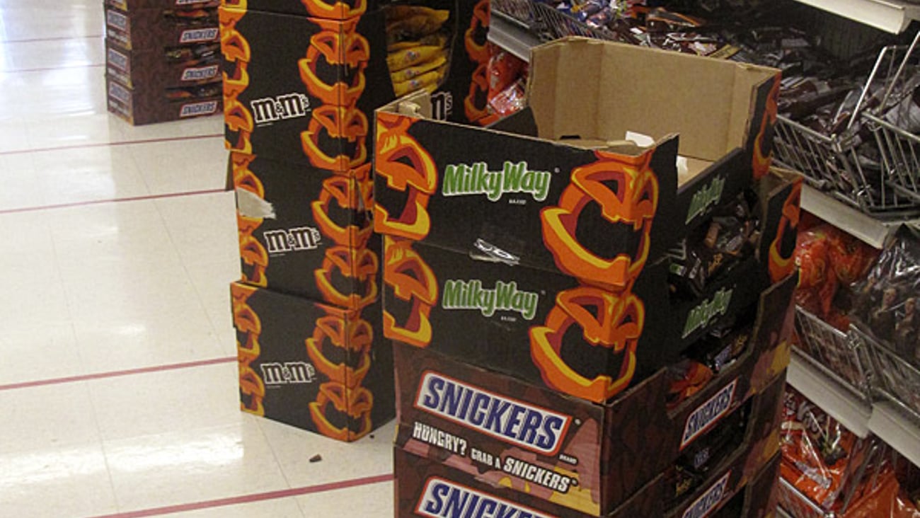 Mars Halloween Candy Shippers