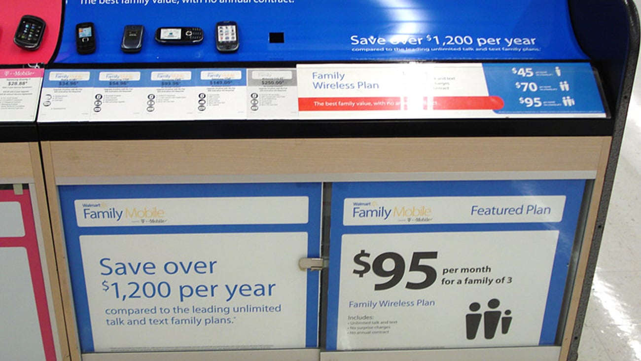 Walmart T-Mobile 'Family Mobile' Display