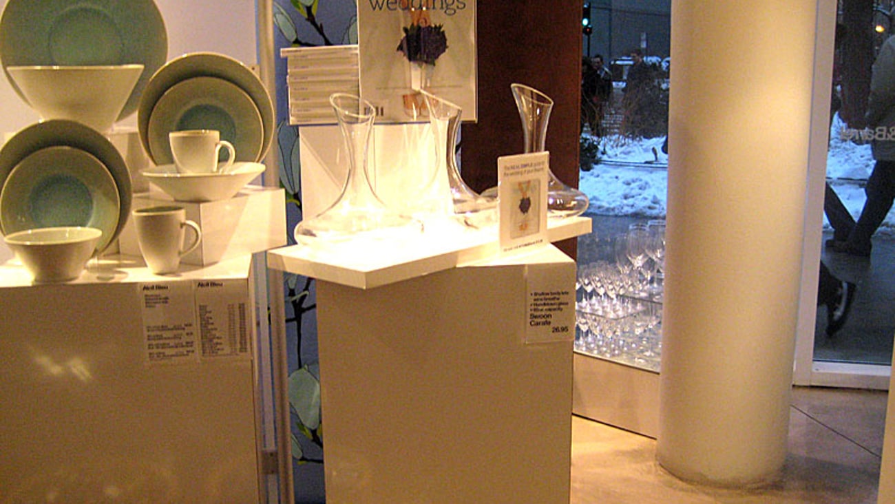 Crate & Barrel 'Real Simple Weddings' Display