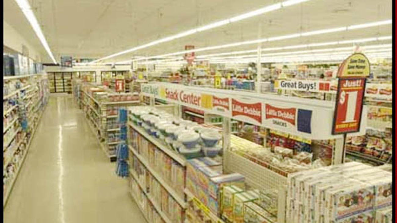 Dollar General Snack Center