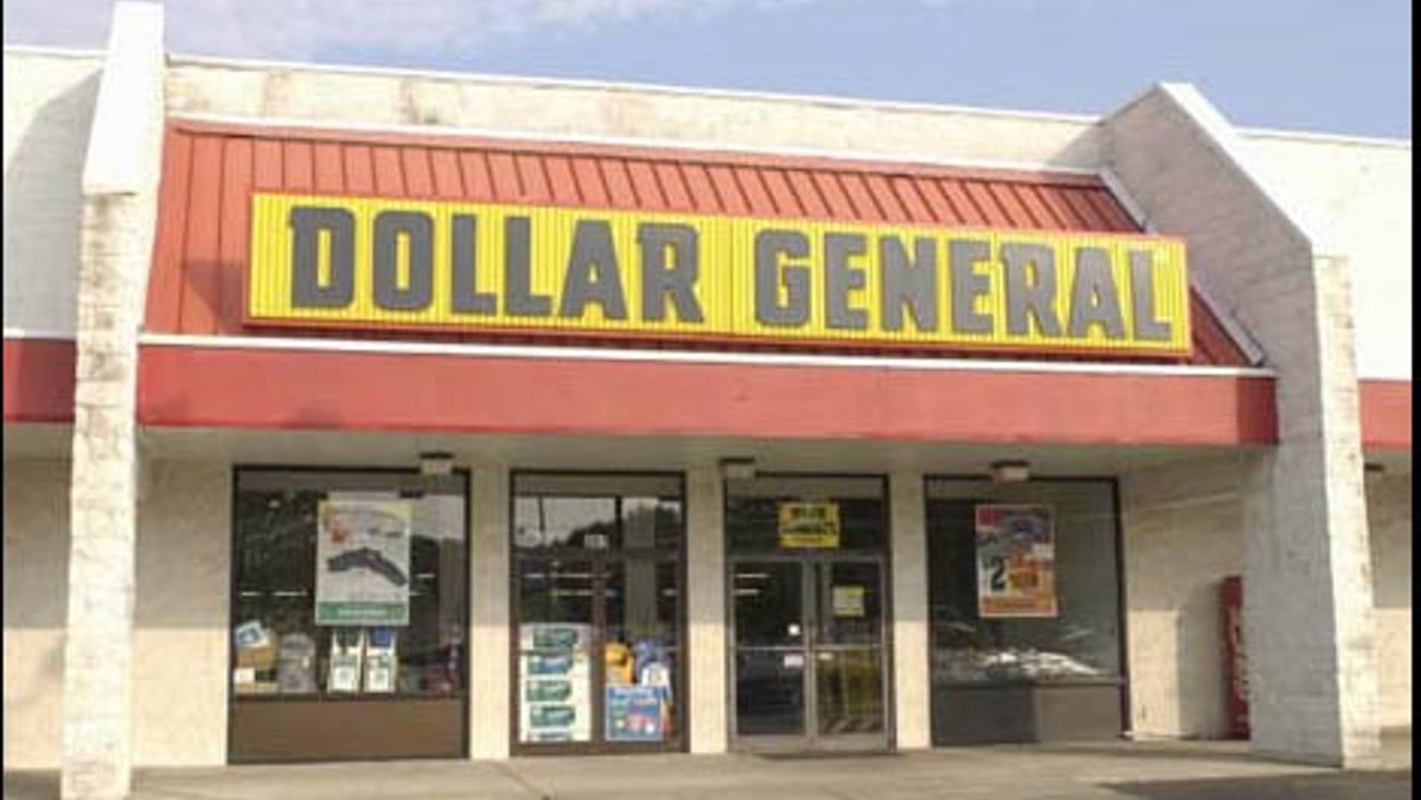 Dollar General Exterior