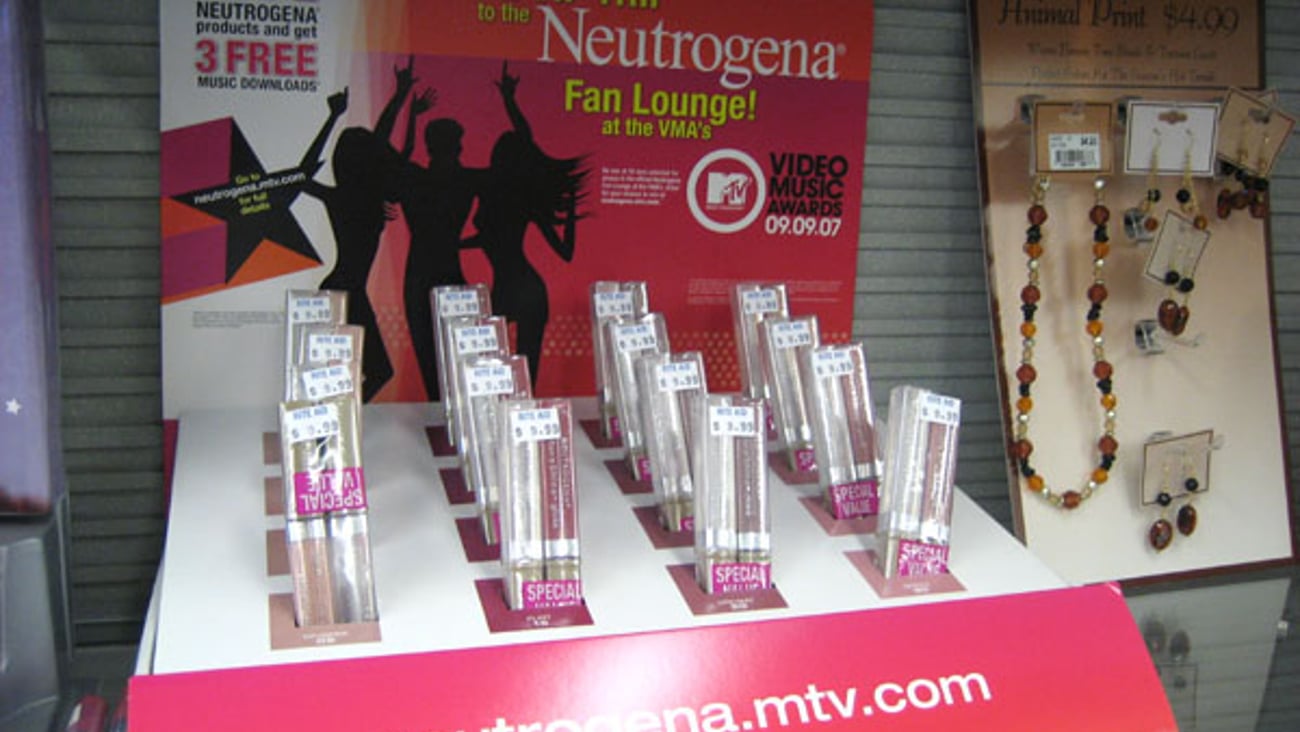 Neutrogena Sweeps Shelf Tray