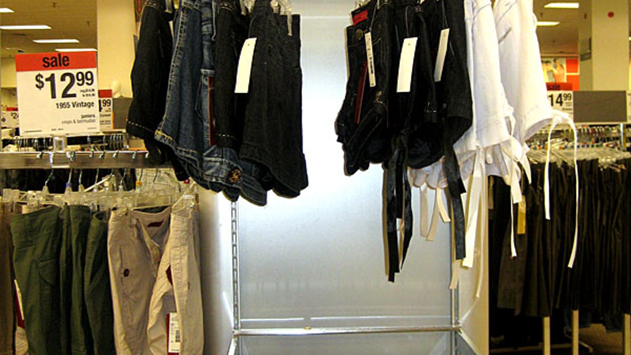 Sears 'Arrive' Apparel Floorstand