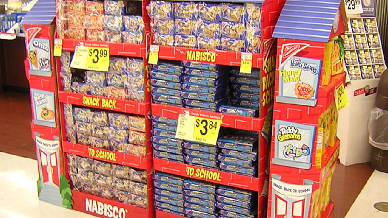 Nabisco Snack Back-to-School Display