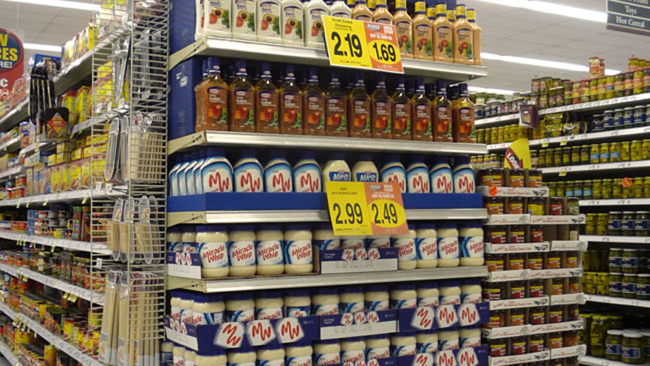 Kroger 'March to Savings' Kraft Endcap