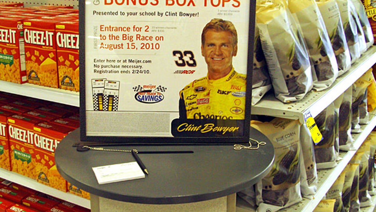 Meijer General Mills 'Head of the Class' Entry Stand