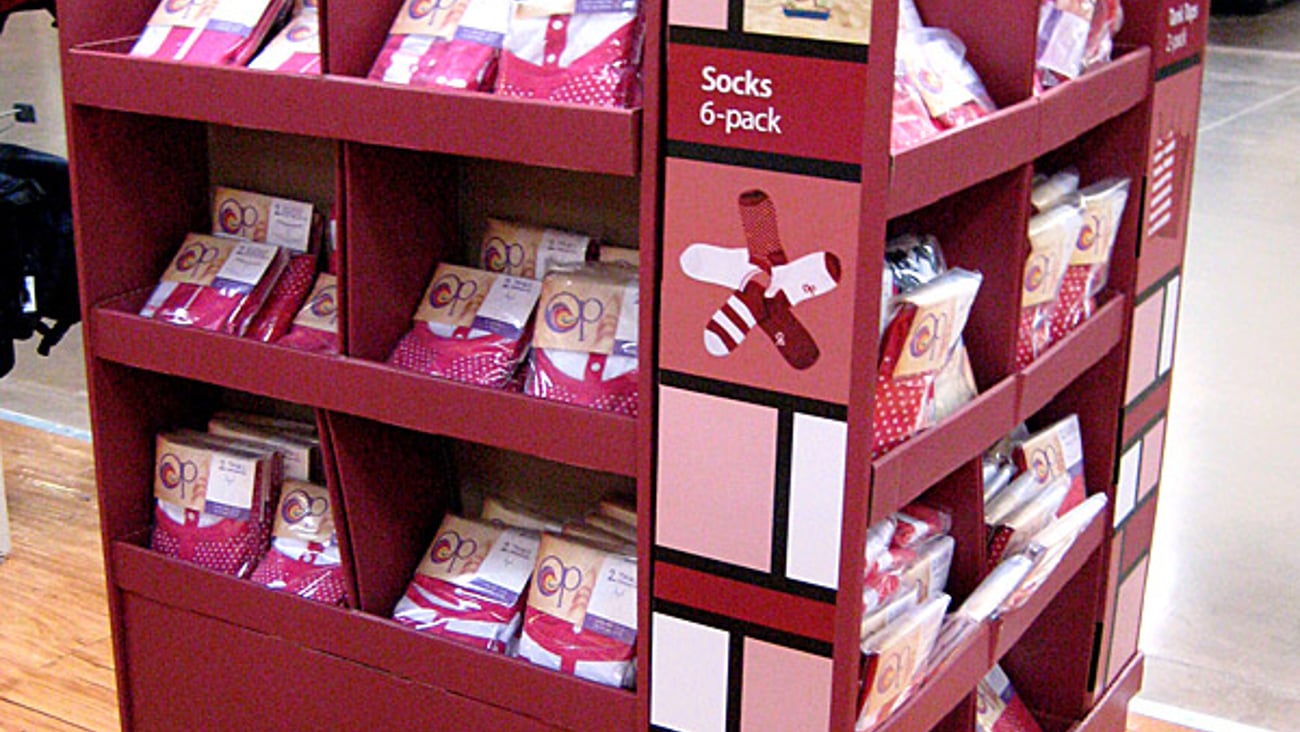 Walmart OP Apparel Pallet Display