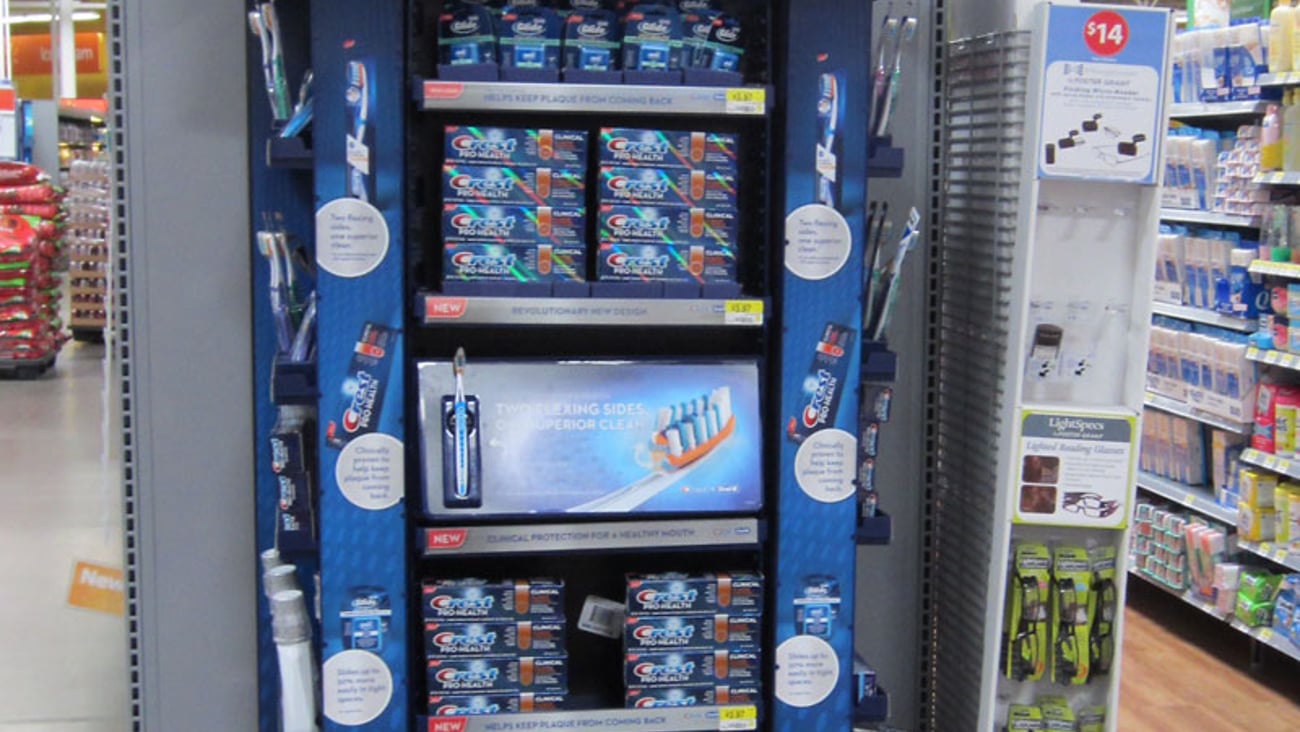 Crest Oral-B 'When Used Together' Endcap