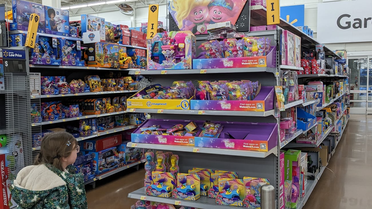 Walmart 'Trolls Band Together' Endcap