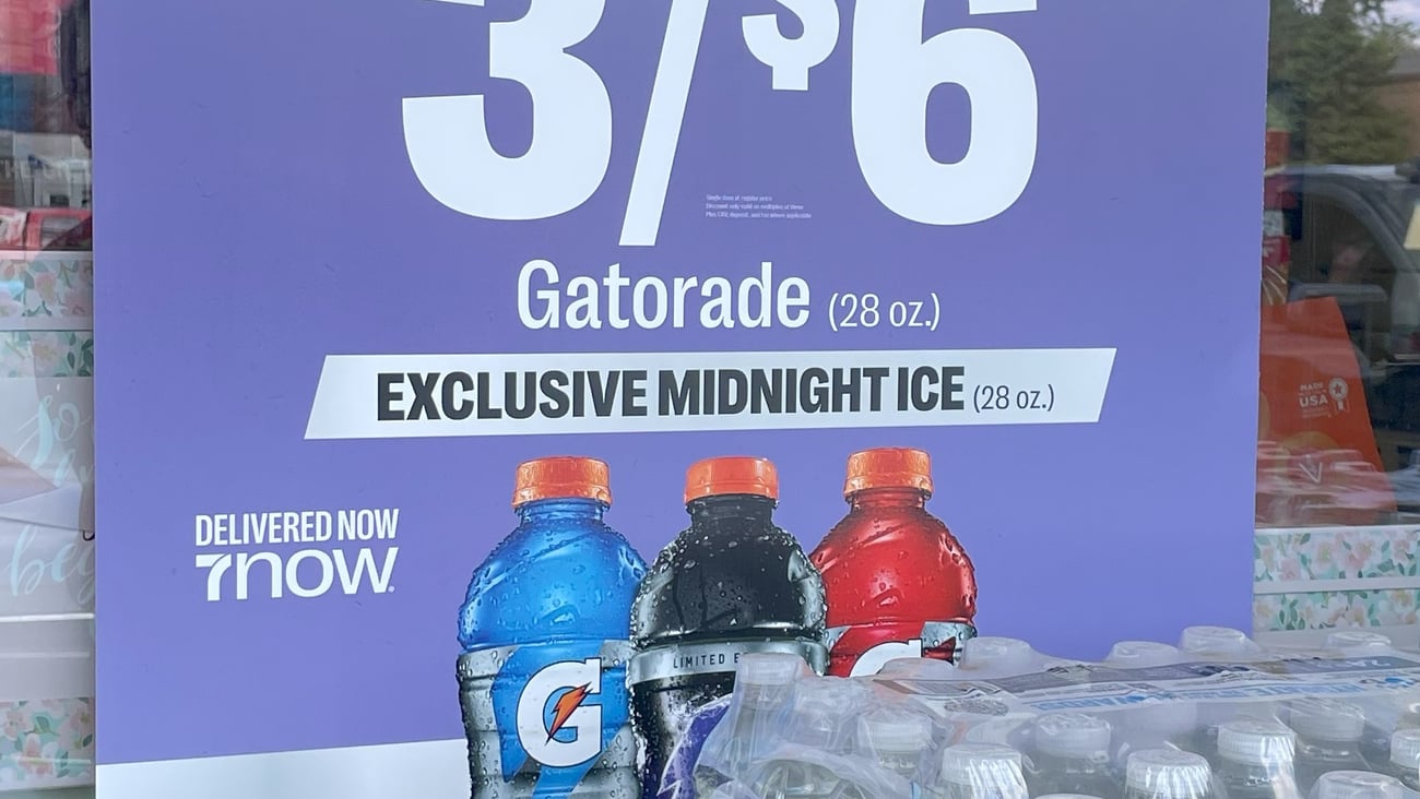 7-Eleven Gatorade Midnight Ice Window Sign