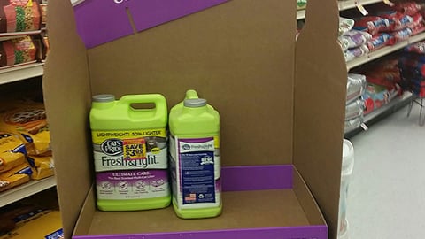 Cat's Pride 'The Best Lighweight Litter' Pallet Display