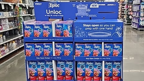 Ziploc Pallet display