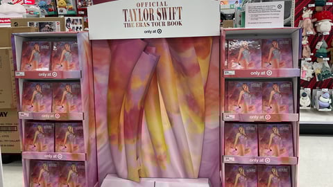 Target aisle display