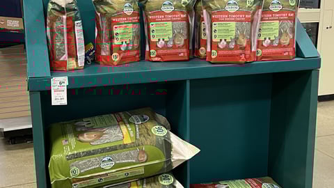 Oxbow Animal Health Pallet Display