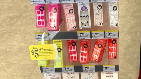 Kiss Walgreens 'Beauty on the Go' Floorstand