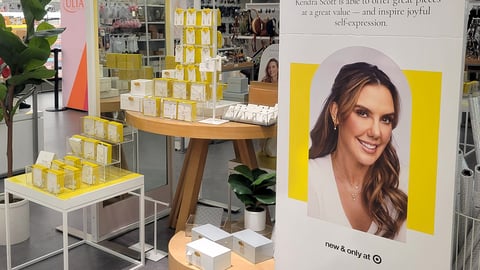 Kendra Scott Hero Image