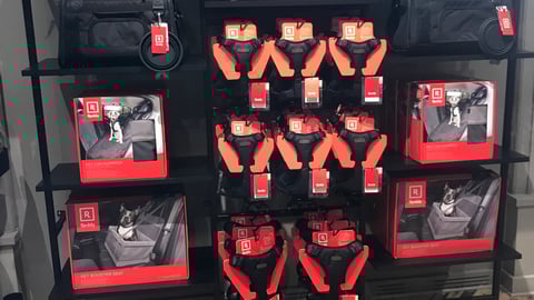Reddy Pet Accessories Display