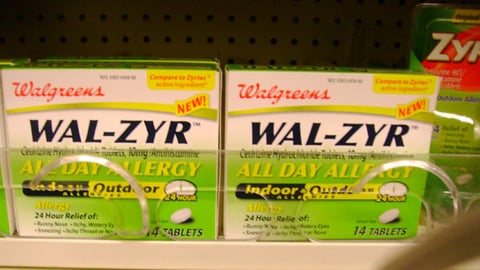 Walgreens Wal-Zyr Packaging