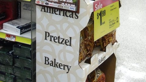 Snyder's of Hanover 'Get N 2 the Game' Sign