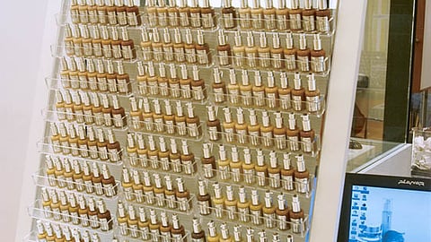 Reflect True Custom Beauty Color Tower